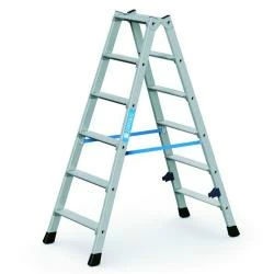 Stufen-Stehleiter Nova B - Beidseitig Begehbar - Mit Gurtband - Stufentiefe 80 Mm 3 Stufen-Stehleiter Nova B - Beidseitig Begehbar - Mit Gurtband - Stufentiefe 80 Mm